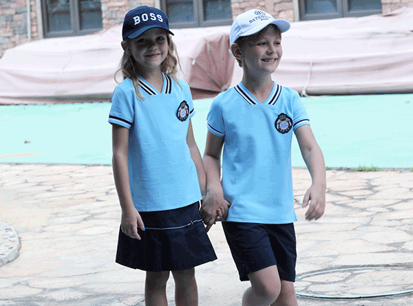 英倫棒球服運動小學(xué)校服廠家套裝