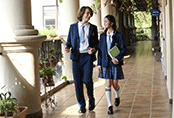 個(gè)性需求加速學(xué)生服定做時(shí)尚化、品牌化進(jìn)程