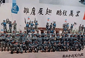 一位內蒙古媽媽成為了史上最硬核的高考應援，校服廠家助力高考圓夢