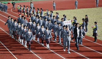 浙江省臺州市今年“校服定制”衣服抽檢合格通過率100%