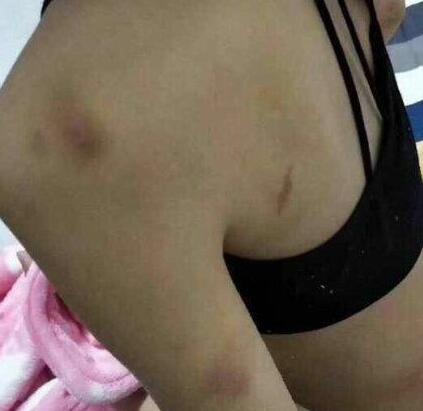 中學生校服定制