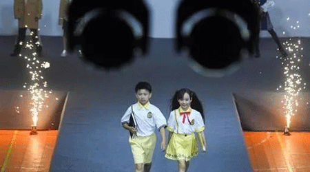 小學(xué)校服定制