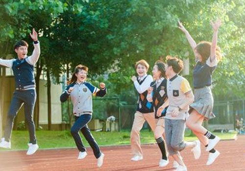 中小學(xué)生校服定做