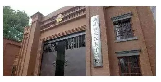 校服定制廠家