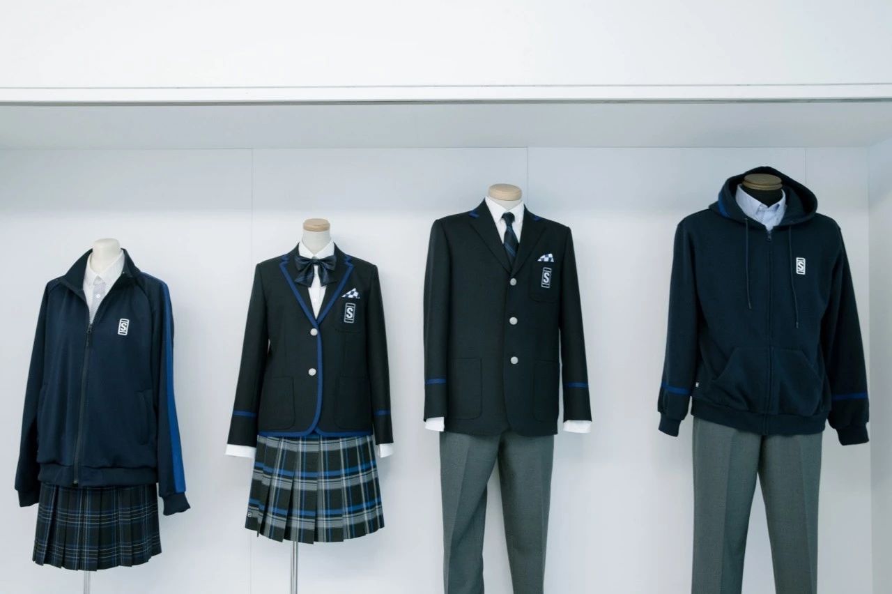 中學生校服生產商