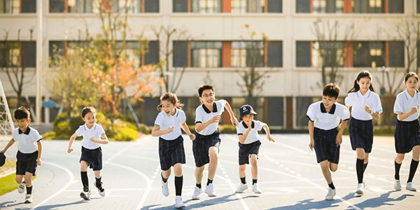 中小學生校服定制，校服生產廠家