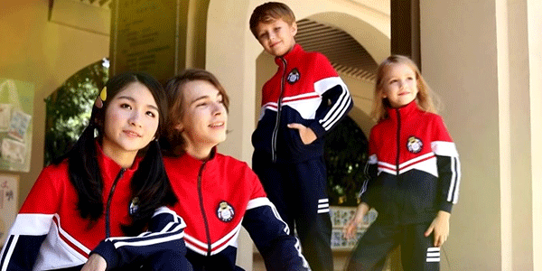 定制小學(xué)生冬季校服,校服定制商