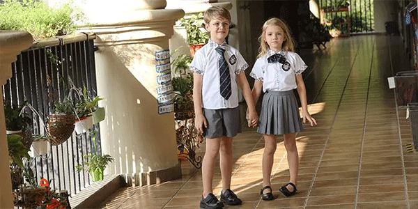 定制中小學生校服，定制校服